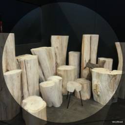 Trunk, stool / Apercu n 1